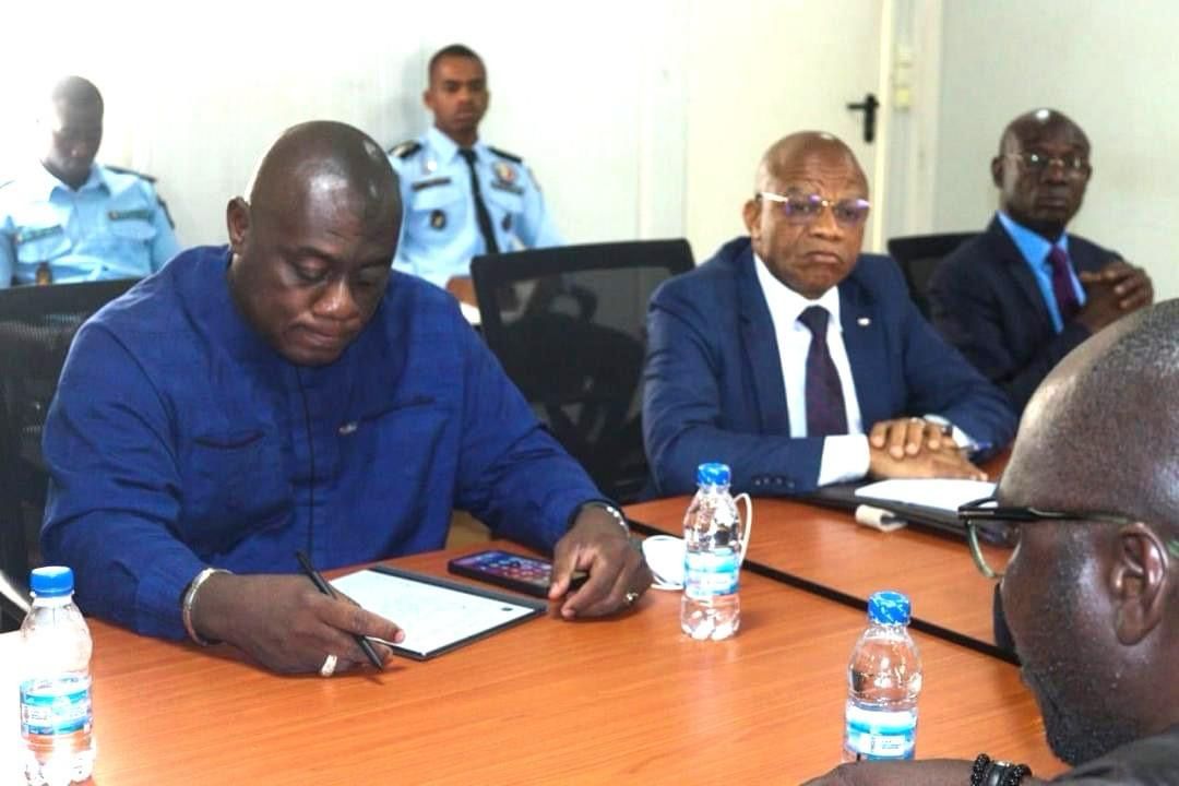 Côte d’Ivoire : le gouvernement appelle à la reprise des cours après des perturbations Côte d’Ivoire : le gouvernement appelle à la reprise des cours après des perturbations