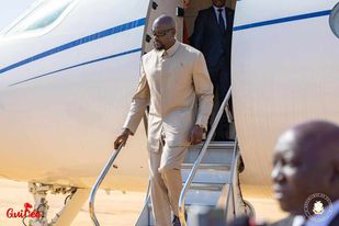 Sénégal : le président de transition guinéen a pris part à la cérémonie d'investiture