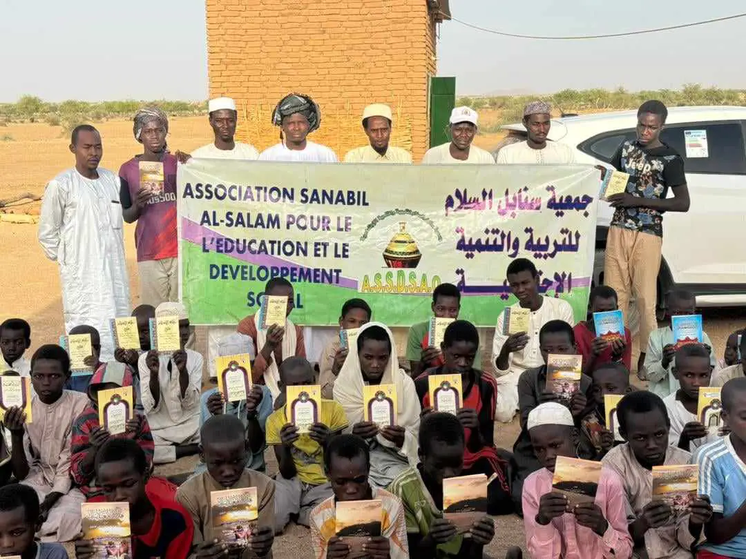 Tchad : 240 livres religieux offerts à un centre de formation coranique à Abéché