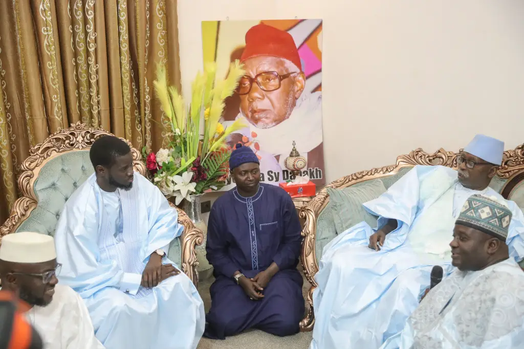 Sénégal : le président Bassirou Diomaye Faye s'engage à moderniser les cités religieuses