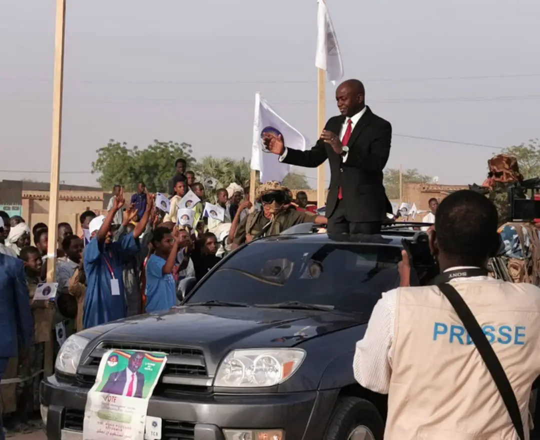 Tchad : le président du Parti Réformiste, Yacine Abdraman Sakine, en meeting à Abéché