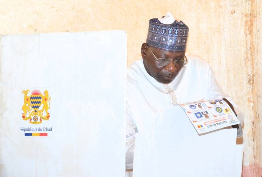 Tchad : le candidat Bongoro Théophile félicite Mahamat Idriss Deby pour sa victoire à la présidentielle