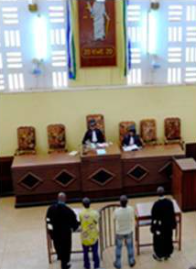 La JUSTICE reprend ses droits à Bangui La JUSTICE reprend ses droits à Bangui