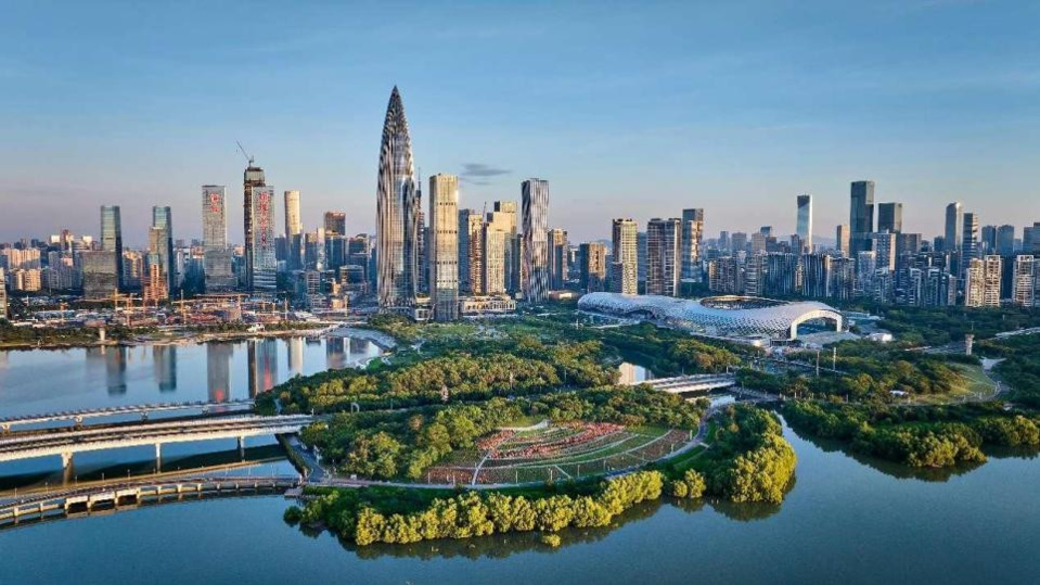 Photo shows the Shenzhen Bay. (Photo by Shi Jiamin/People's Daily Online)