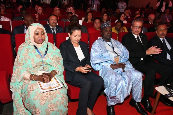 Tchad : La Secrétaire d'État Haoua Abdelkrim Ahmadaye participe au Morocco Today Forum à Dakhla Tchad : La Secrétaire d'État Haoua Abdelkrim Ahmadaye participe au Morocco Today Forum à Dakhla
