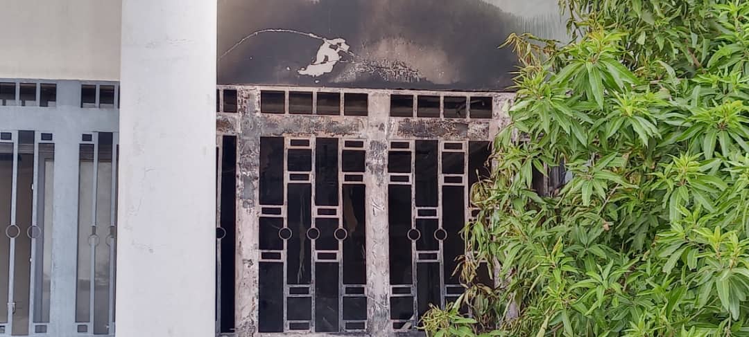 Tchad : le ministère des Mines et de la Géologie touché par un incendie Tchad : le ministère des Mines et de la Géologie touché par un incendie