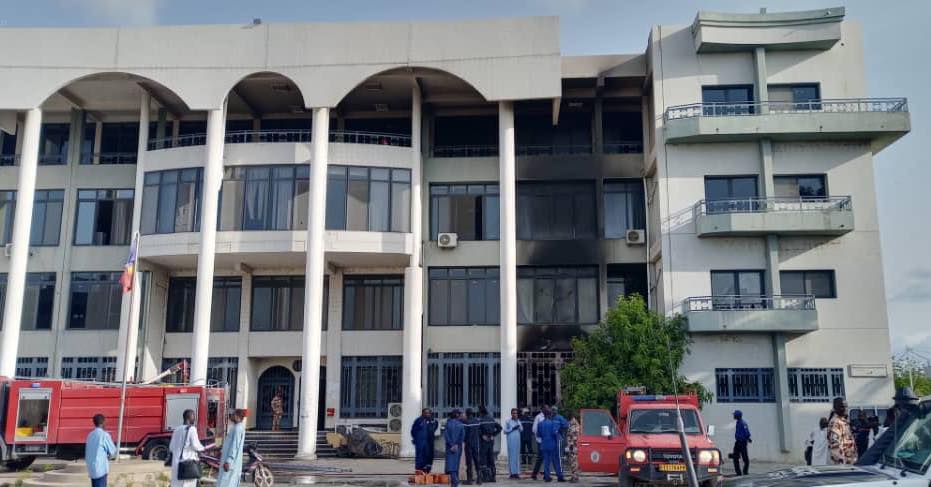Tchad : incendie au ministère du Pétrole, une plainte déposée contre X