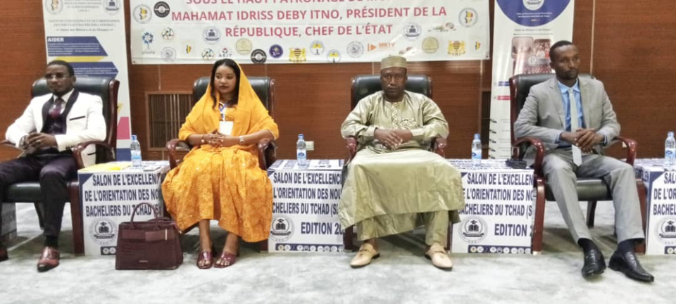 Tchad : 2e édition du Salon de l'excellence et de l'orientation des nouveaux bacheliers Tchad : 2e édition du Salon de l'excellence et de l'orientation des nouveaux bacheliers