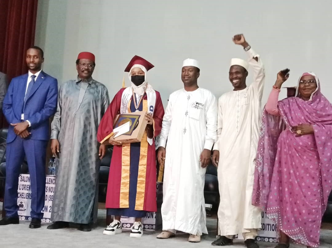 Tchad : L'ATCD célèbre les 100 meilleurs bacheliers de 2024 Tchad : L'ATCD célèbre les 100 meilleurs bacheliers de 2024