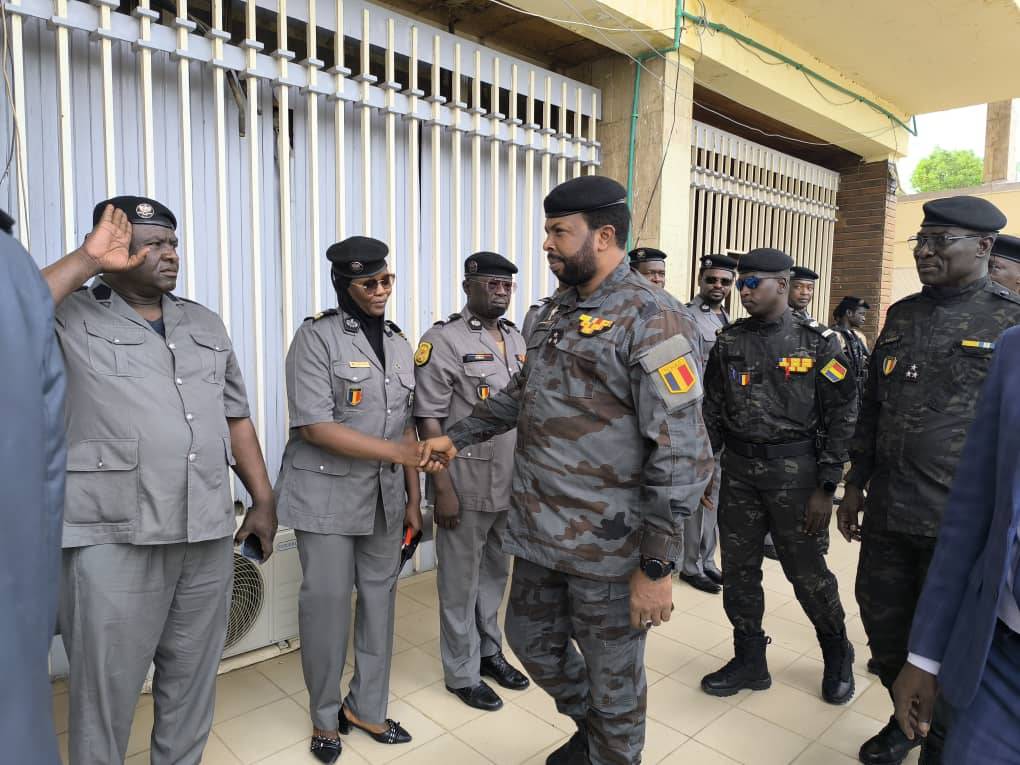 Tchad : Des nominitions au Ministère De La Sécurité Publique et de L’immigration Tchad : Des nominitions au Ministère De La Sécurité Publique et de L’immigration