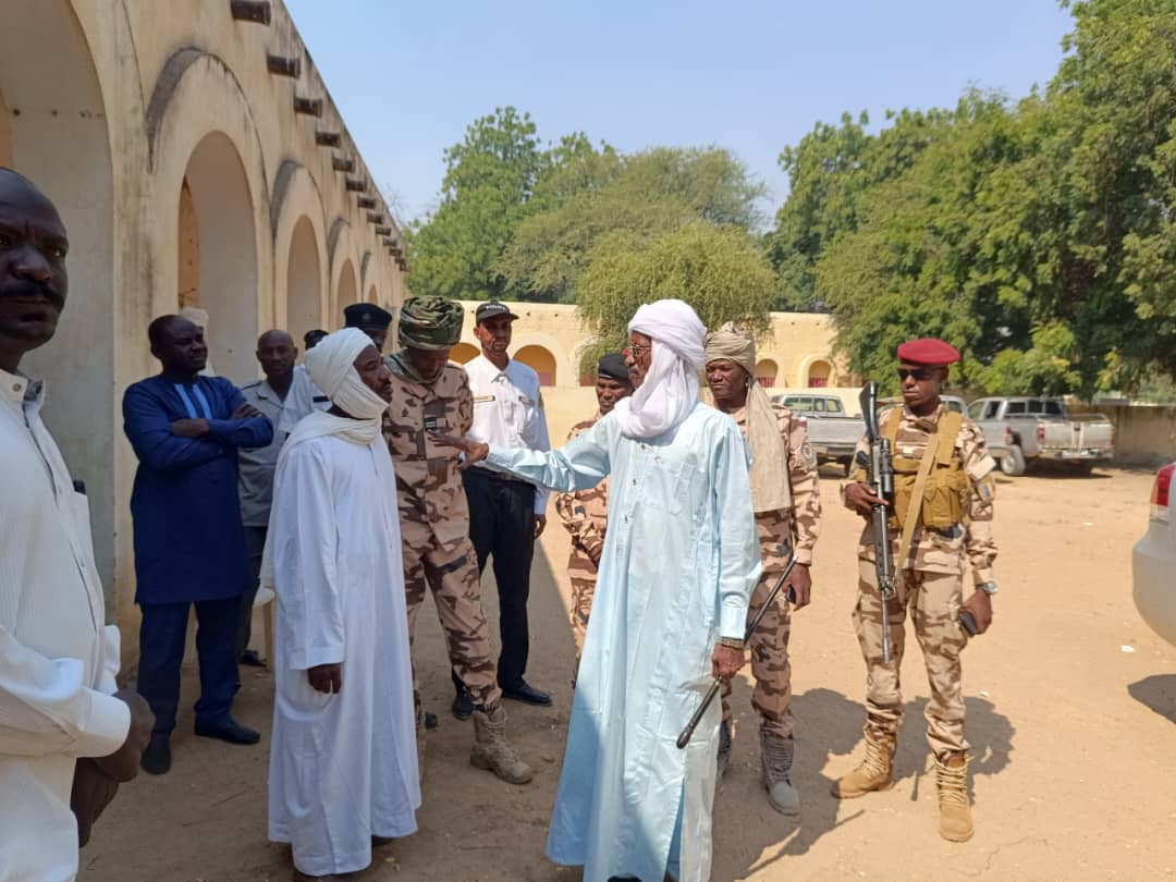 Tchad : Le Gouverneur du Batha salue la vigilance de la police d'Ati face à la recrudescence des vols de véhicules Tchad : Le Gouverneur du Batha salue la vigilance de la police d'Ati face à la recrudescence des vols de véhicules