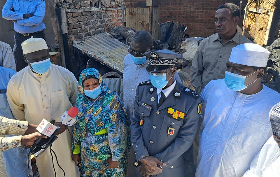 Tchad - Incendies au marché de Dembé et Mil à N'Djaména : La maire évalue les dégâts et appelle à la vigilance Tchad - Incendies au marché de Dembé et Mil à N'Djaména : La maire évalue les dégâts et appelle à la vigilance