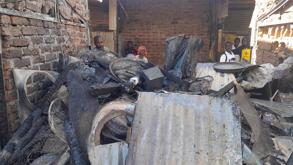 Tchad - Incendies au marché de Dembé et Mil à N'Djaména : La maire évalue les dégâts et appelle à la vigilance Tchad - Incendies au marché de Dembé et Mil à N'Djaména : La maire évalue les dégâts et appelle à la vigilance