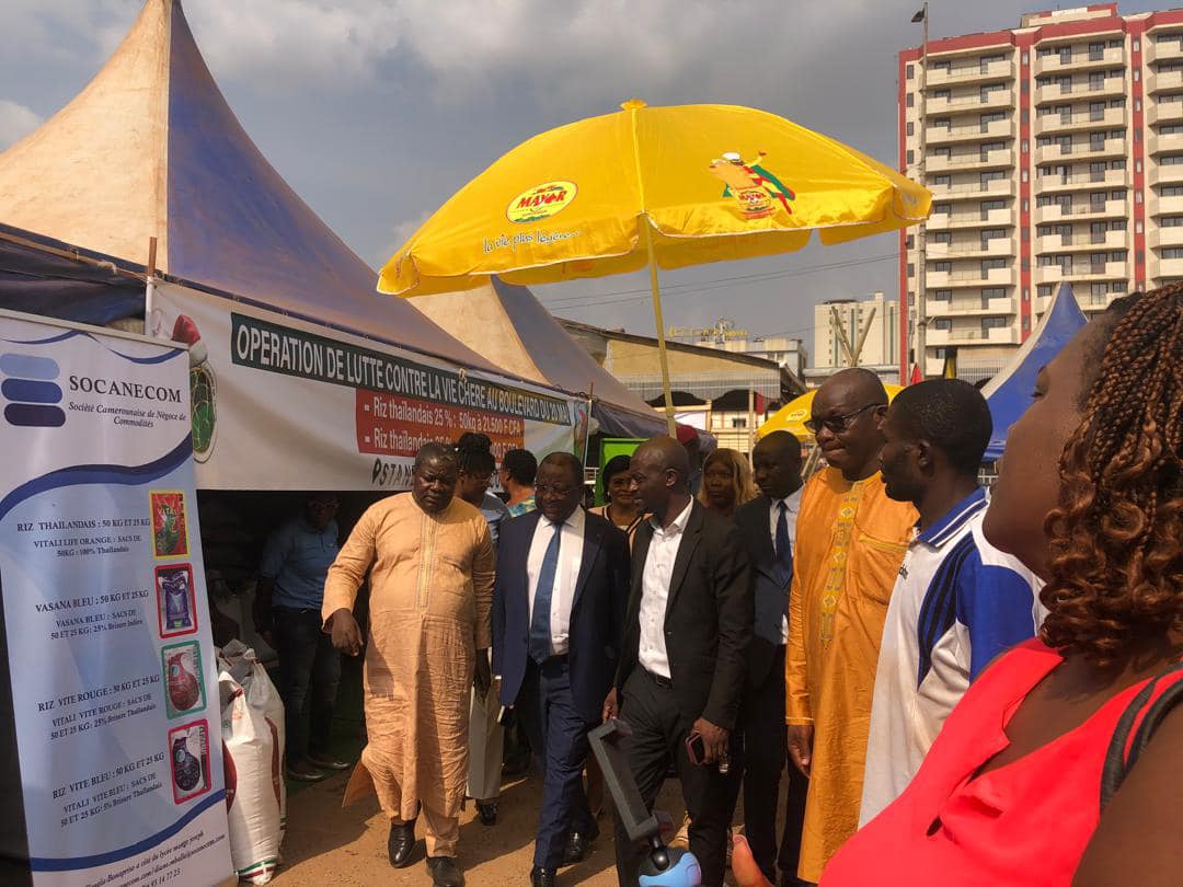 Cameroun : le gouvernement soutient les consommateurs à l'occasion des fêtes de fin d’année Cameroun : le gouvernement soutient les consommateurs à l'occasion des fêtes de fin d’année