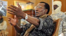 Tchad: la France embarrassée face à Déby