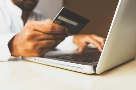 Afrique : le secteur des paiements numériques va atteindre 1,5 billion de dollars d'ici 2030