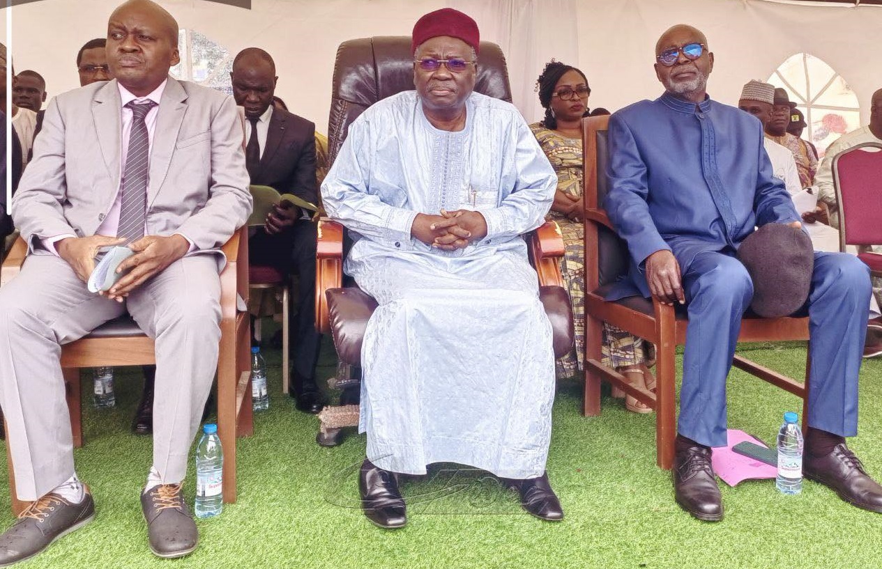 Cameroun : du matériel de production de miel remis aux apiculteurs locaux Cameroun : du matériel de production de miel remis aux apiculteurs locaux