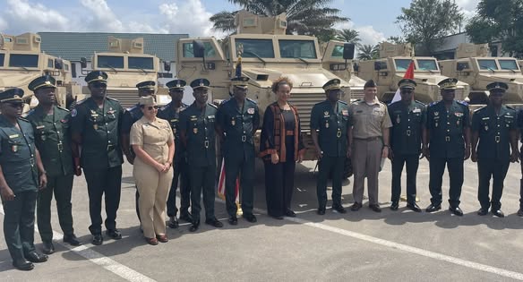 Côte d'Ivoire : Les États-Unis remettent 13 véhicules blindés Puma M36 aux forces militaires ivoiriennes Côte d'Ivoire : Les États-Unis remettent 13 véhicules blindés Puma M36 aux forces militaires ivoiriennes