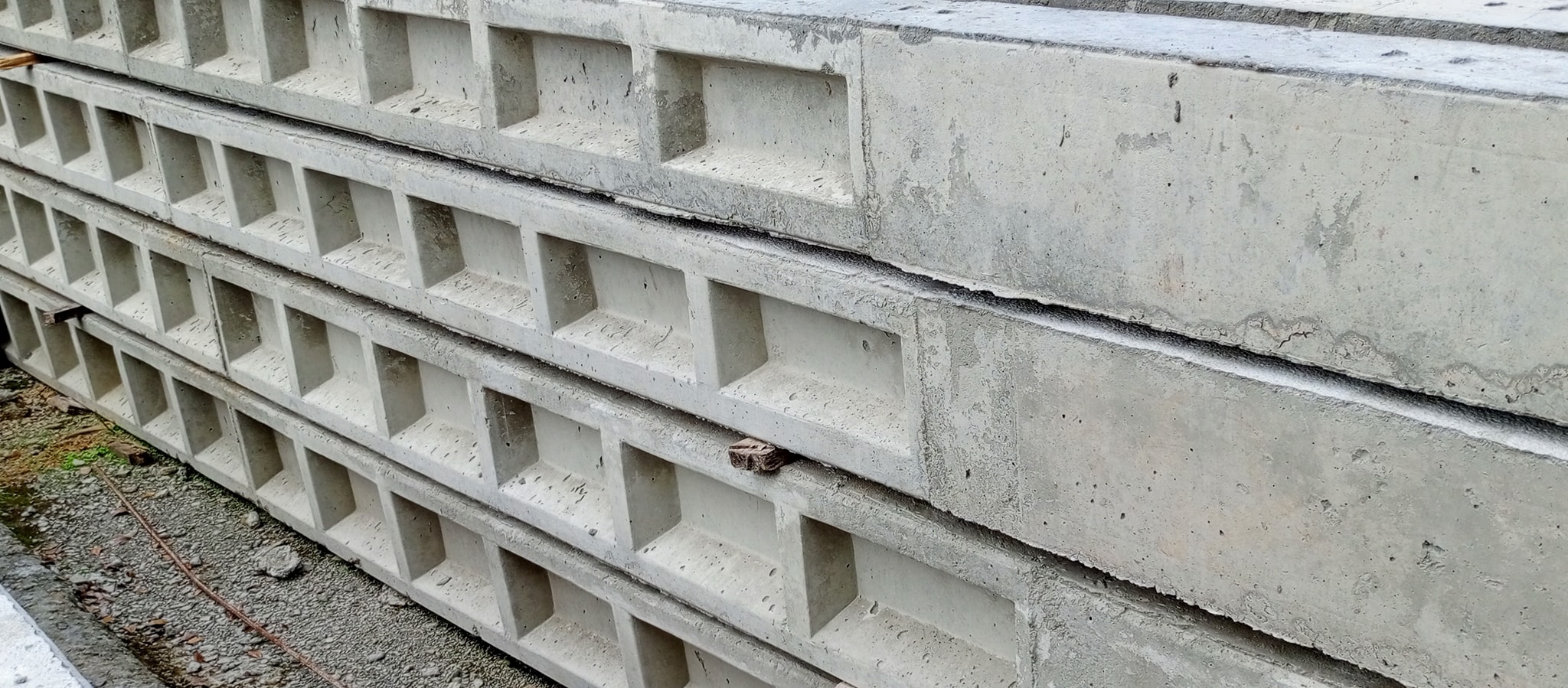 Cameroun - Souza : Inspection ministérielle dans une usine de poteaux électriques Cameroun - Souza : Inspection ministérielle dans une usine de poteaux électriques