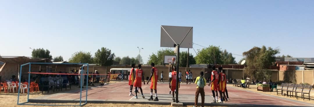 Tchad : Le COST et le Gouvernement inaugurent un terrain omnisports à Abéna pour promouvoir le sport Tchad : Le COST et le Gouvernement inaugurent un terrain omnisports à Abéna pour promouvoir le sport