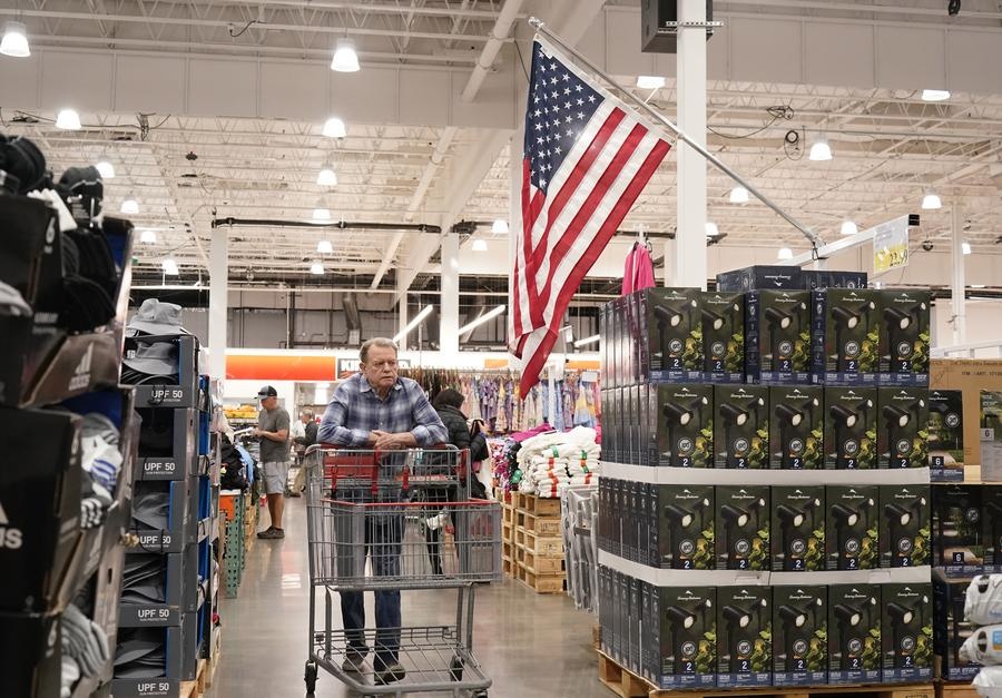 Customers select goods at a supermarket in Foster City, California, the United States, May 15, 2024. (Photo by Li Jianguo/Xinhua)