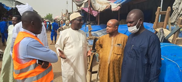 Tchad : Opération de salubrité d'envergure au Marché à Mil de N'Djaména Tchad : Opération de salubrité d'envergure au Marché à Mil de N'Djaména