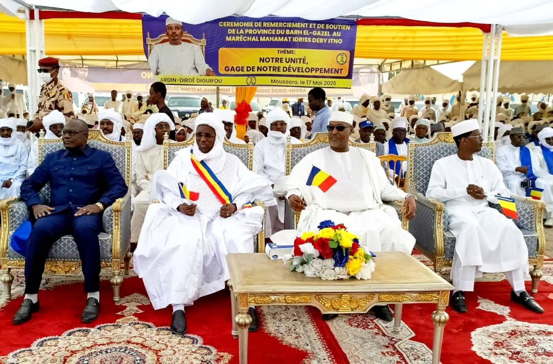 Tchad - Mossoro : Manifestation de soutien et de reconnaissance envers le Maréchal Mahamat Idriss Déby Itno Tchad - Mossoro : Manifestation de soutien et de reconnaissance envers le Maréchal Mahamat Idriss Déby Itno