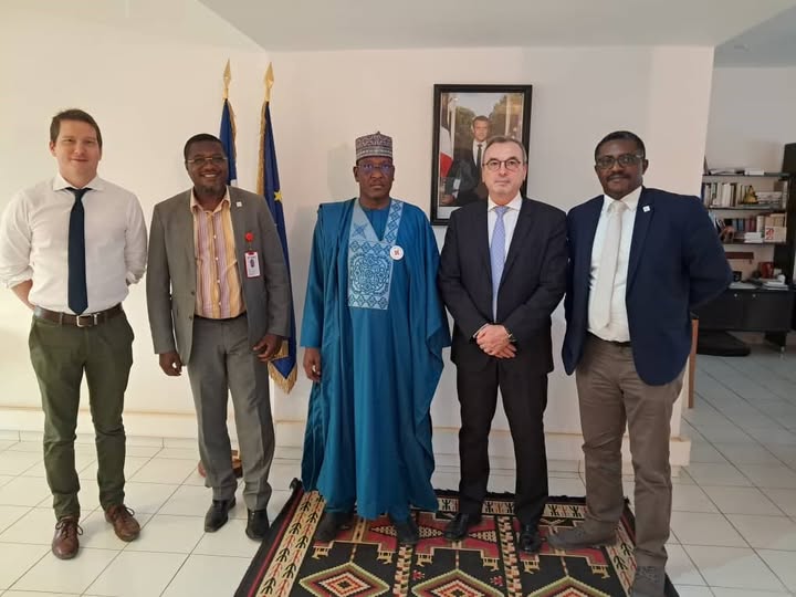 Tchad : La Croix-Rouge reçue par l’Ambassadeur de France Tchad : La Croix-Rouge reçue par l’Ambassadeur de France