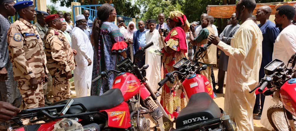 Tchad - Un nouveau souffle pour l'éducation non formelle au Moyen-Chari : Des motos pour aller plus loin Tchad - Un nouveau souffle pour l'éducation non formelle au Moyen-Chari : Des motos pour aller plus loin