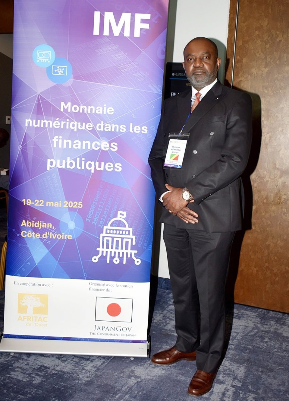 L'expert Congolais, Elenga Ngaporo Okina L'expert Congolais, Elenga Ngaporo Okina