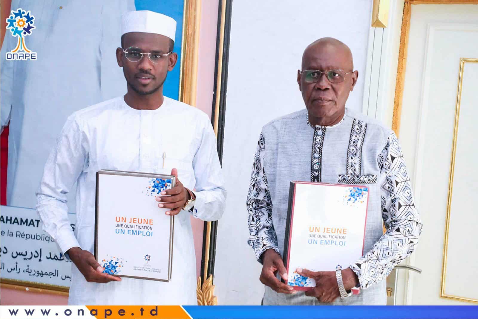 Tchad : signature d'une convention de partenariat entre l'ONAPE et l'Université Emi-Koussi Tchad : signature d'une convention de partenariat entre l'ONAPE et l'Université Emi-Koussi