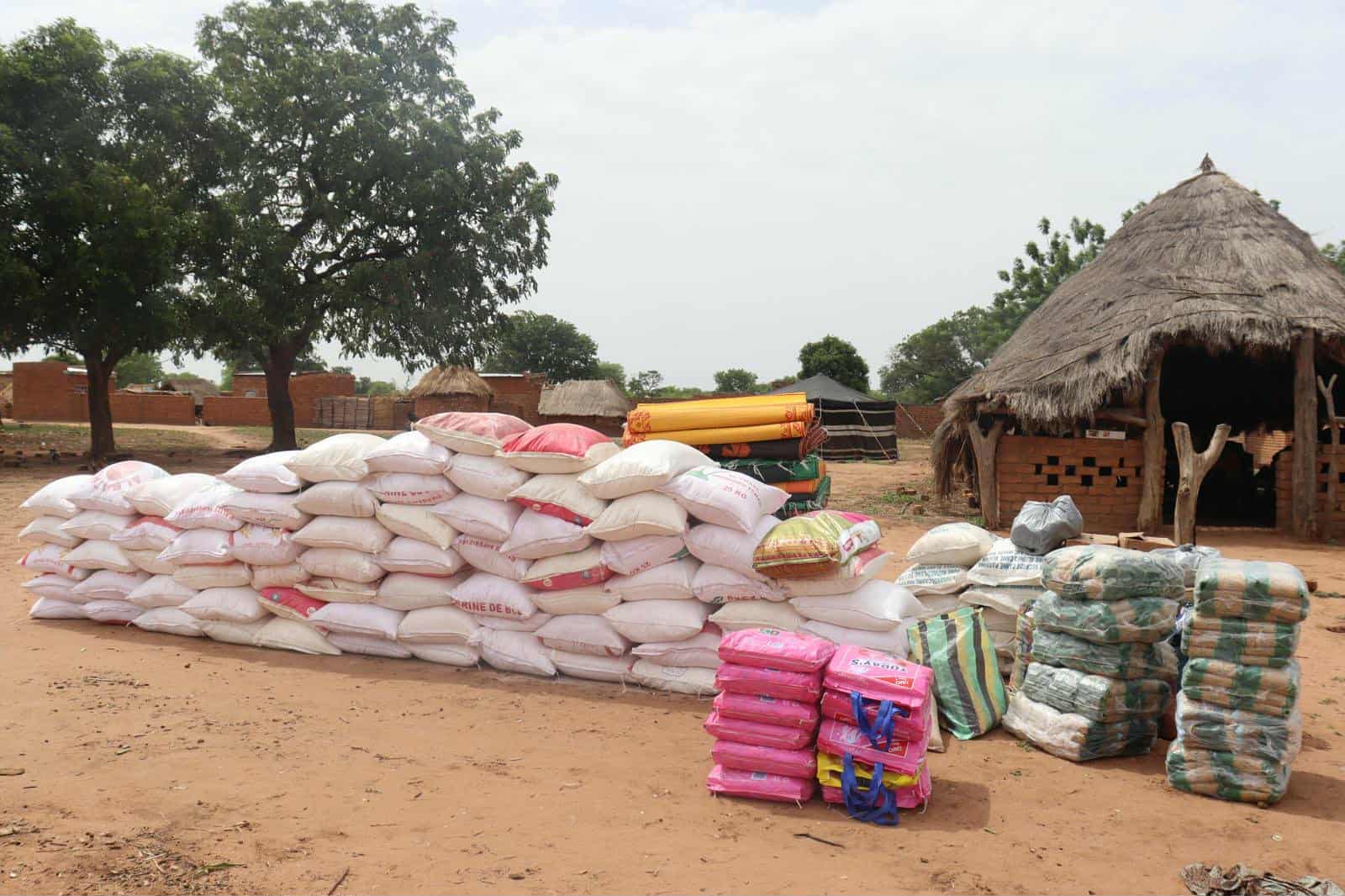 Tchad : mission humanitaire du collectif des Ngambaye en faveur des populations vulnérables de Mandakaou  Tchad : mission humanitaire du collectif des Ngambaye en faveur des populations vulnérables de Mandakaou