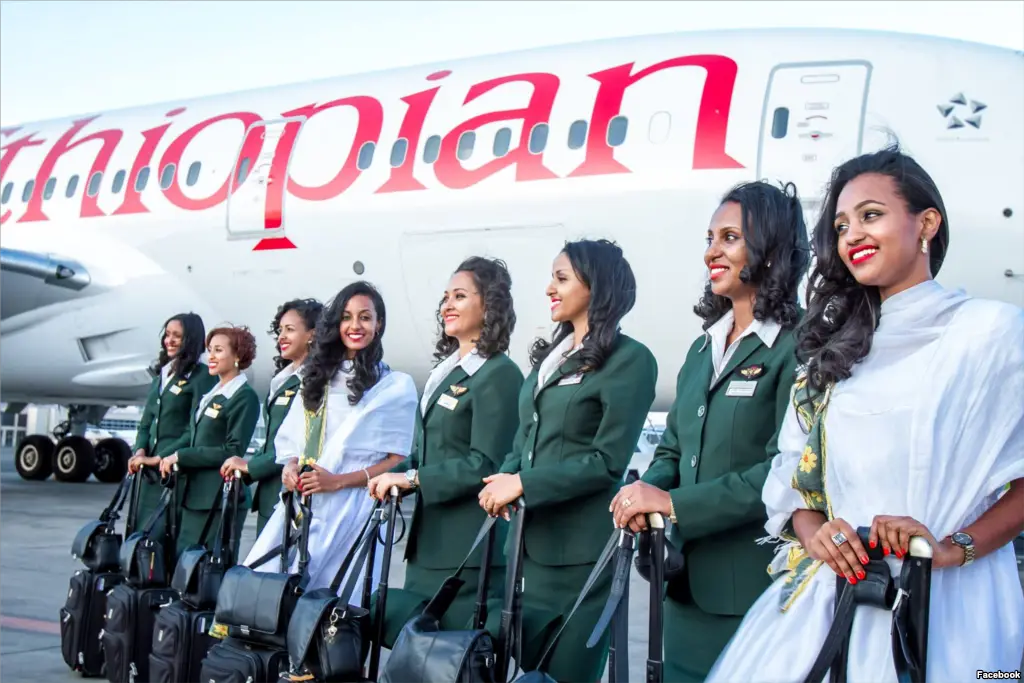 Ethiopian Airlines female crew members. Crédit photo : Sources