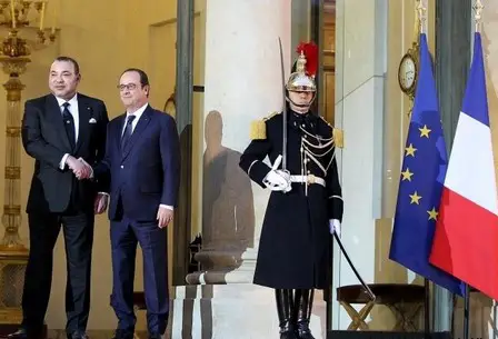Entretien de haute facture au Palais de l'Elysée entre le Président français et le Roi du Maroc
