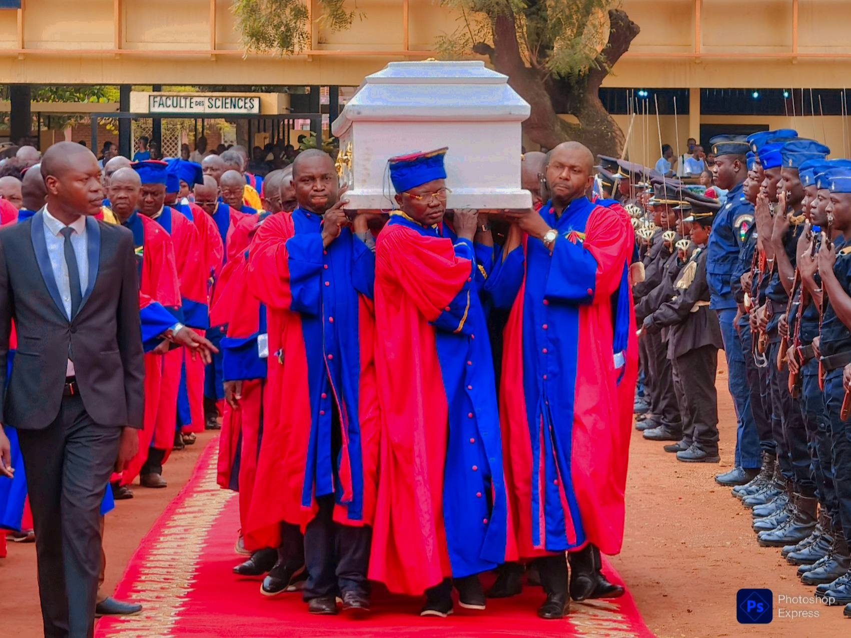 RCA : hommages de la Nation au Dr Mandy René du Centre du Lycée Barthélémy Boganda RCA : hommages de la Nation au Dr Mandy René du Centre du Lycée Barthélémy Boganda