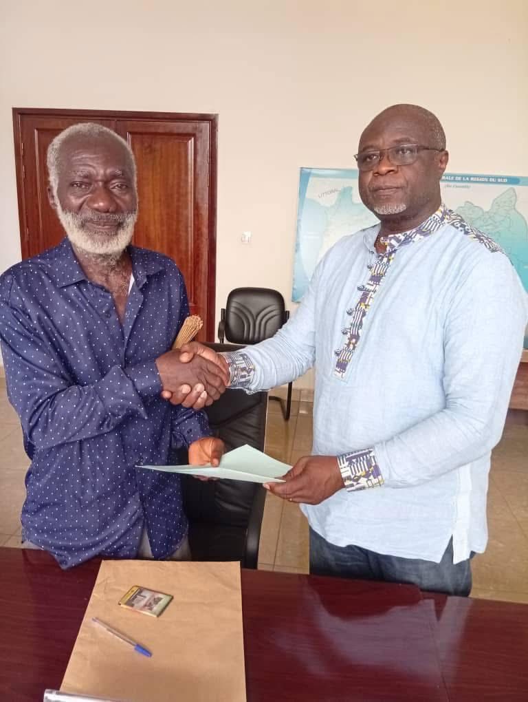 Cameroun : Le Candidat Indépendant Eyenga Nkoumou Jean Jacques dépose son dossier pour la présidentielle 2025 Cameroun : Le Candidat Indépendant Eyenga Nkoumou Jean Jacques dépose son dossier pour la présidentielle 2025