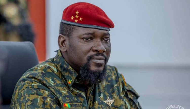 Guinée : Un diplomate Libérien convoqué suite à des violences policières contre une Guinéenne Guinée : Un diplomate Libérien convoqué suite à des violences policières contre une Guinéenne