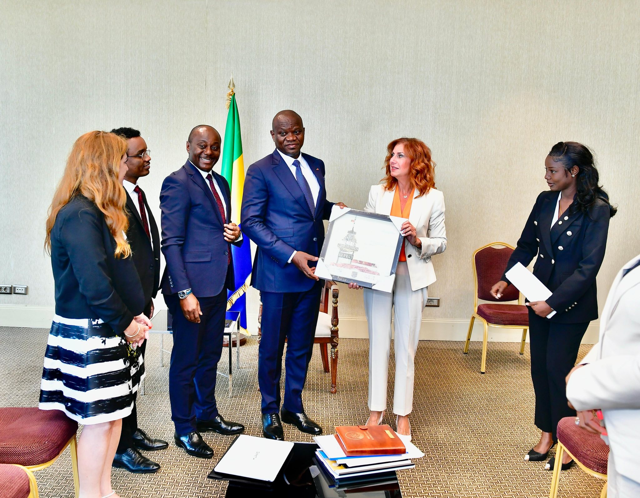 Gabon : le président Oligui Nguema renforce la coopération économique avec les investisseurs turcs Gabon : le président Oligui Nguema renforce la coopération économique avec les investisseurs turcs