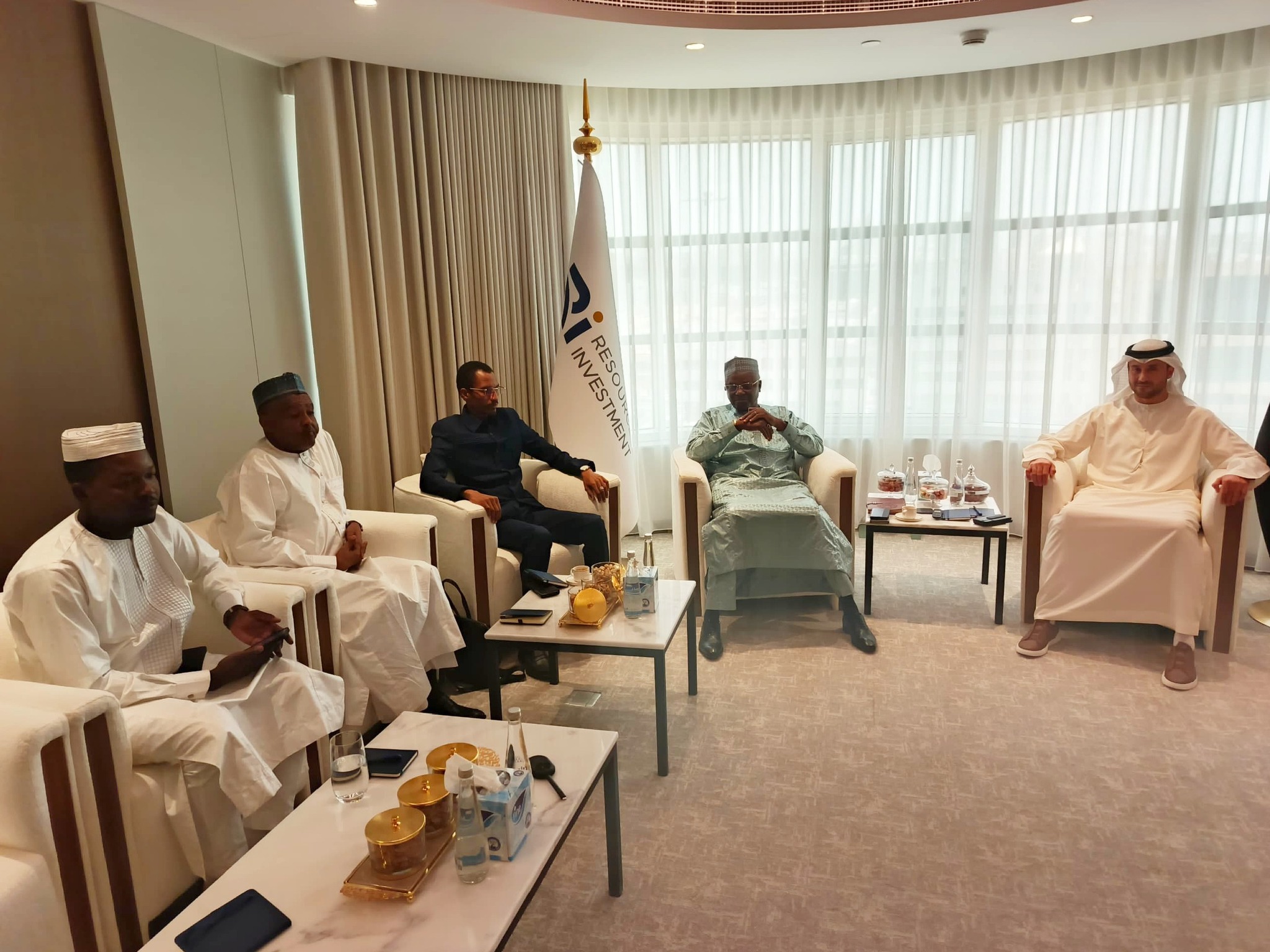 Tchad : le ministre de l'Eau et de l'Energie en visite de travail à Abu Dhabi