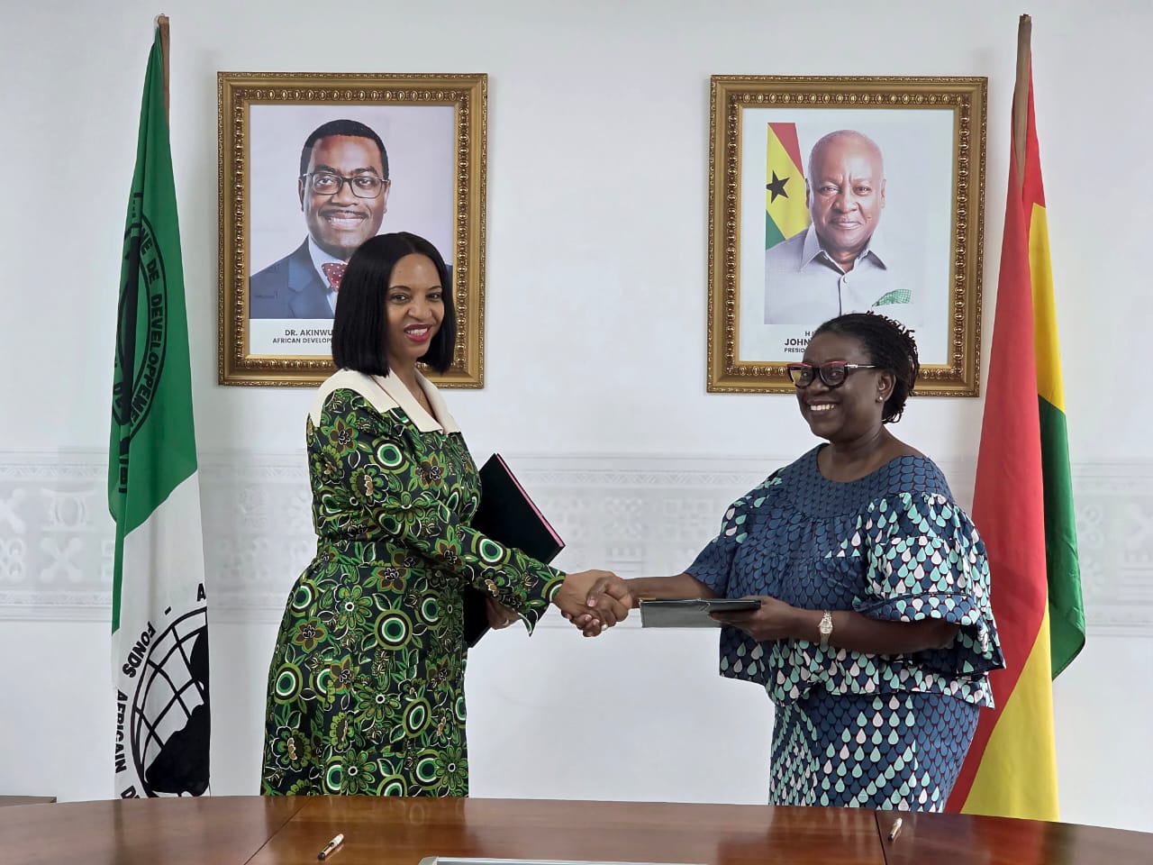 Ghana - Sénégal : La BAD et Invest in Africa signent un accord de subvention de 850 000 $ pour stimuler les emplois verts inclusifs