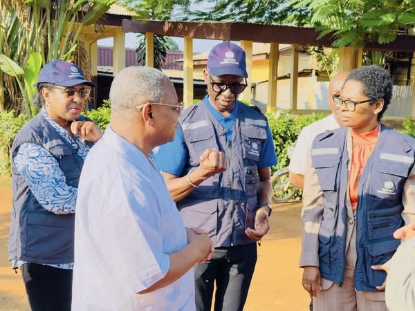 RCA : Le directeur régional de l'OMS en visite à Bangui 2 RCA : Le directeur régional de l'OMS en visite à Bangui 2