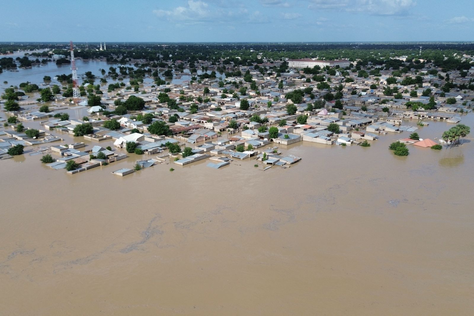 Nigeria : la BAD et le CICR s’associent pour soutenir des services d’approvisionnement en eau inclusifs et résilients à Maiduguri