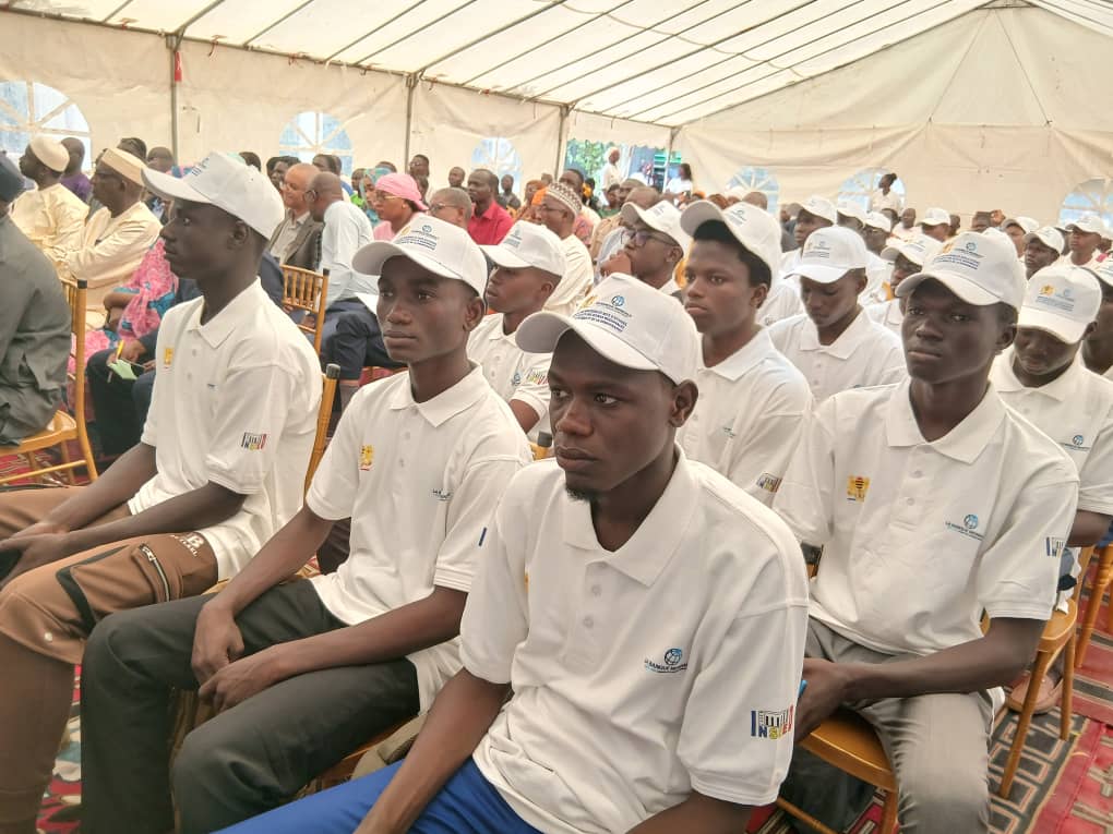 Tchad : L'INSEED remet des bourses et kits d'études aux lauréats tchadiens admis dans les écoles régionales de statistique et de démographie Tchad : L'INSEED remet des bourses et kits d'études aux lauréats tchadiens admis dans les écoles régionales de statistique et de démographie