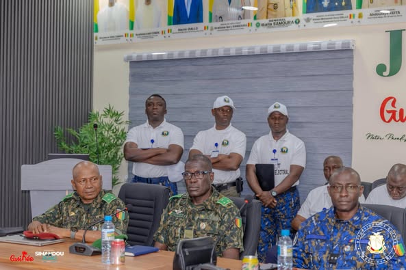 Guinée : Le climat apaisé du vote référendaire salué par les autorités au PCO-SI