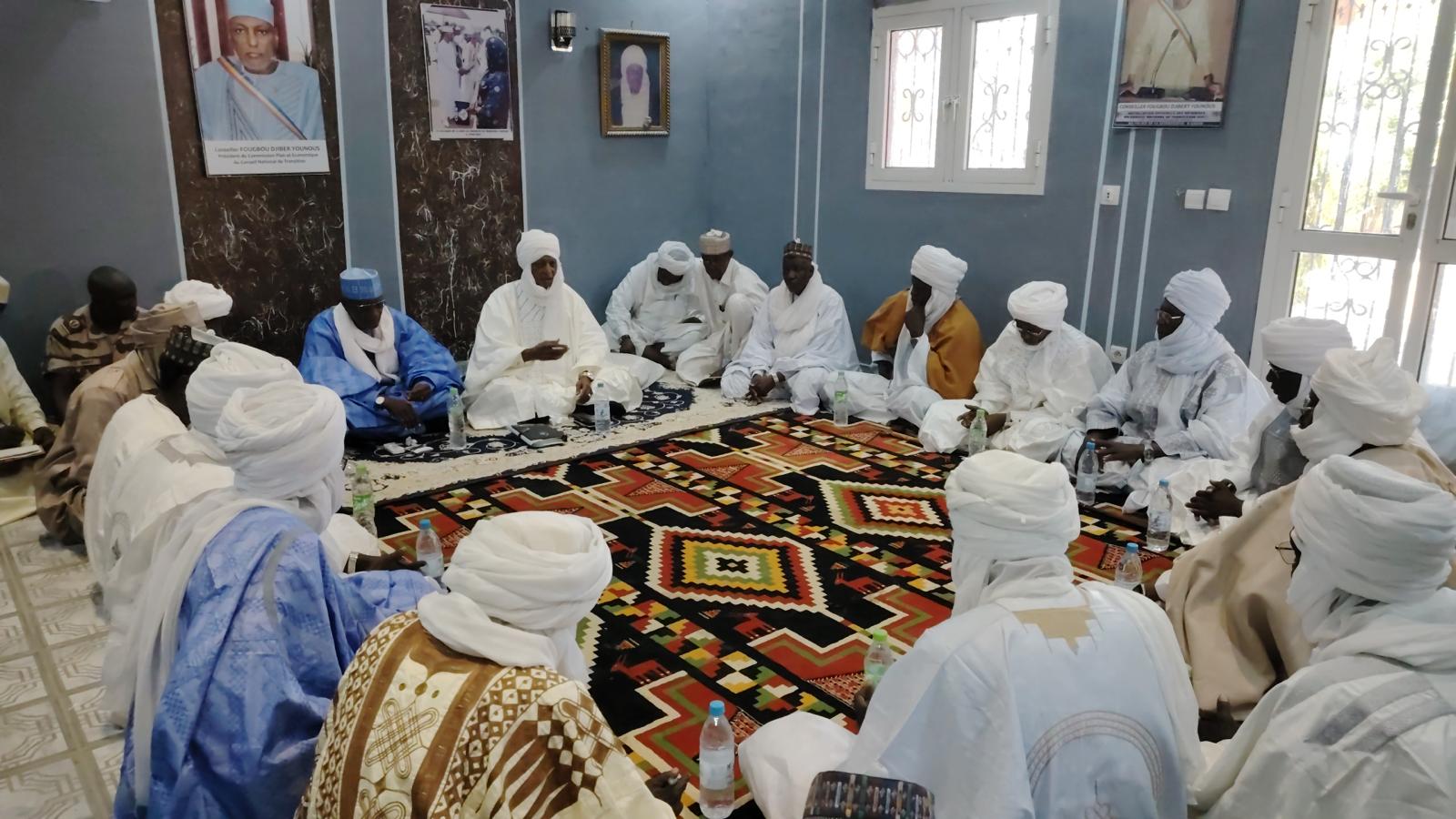 Tchad : Mission de sensibilisation contre la recrudescence des feux de brousse dans le Kanem Tchad : Mission de sensibilisation contre la recrudescence des feux de brousse dans le Kanem