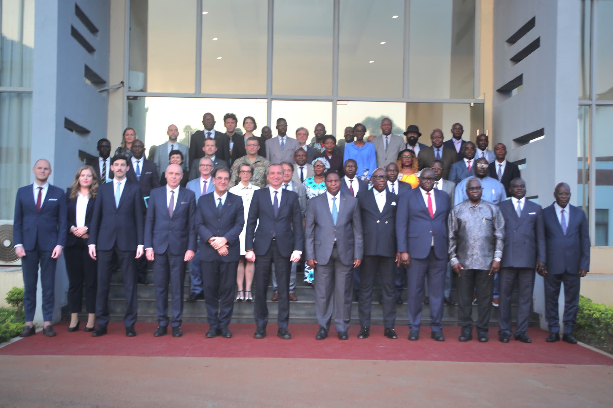 RCA-UE : le président Touadéra et le chef de la délégation de l’UE co-président la 6e session du dialogue de partenariat RCA-UE : le président Touadéra et le chef de la délégation de l’UE co-président la 6e session du dialogue de partenariat