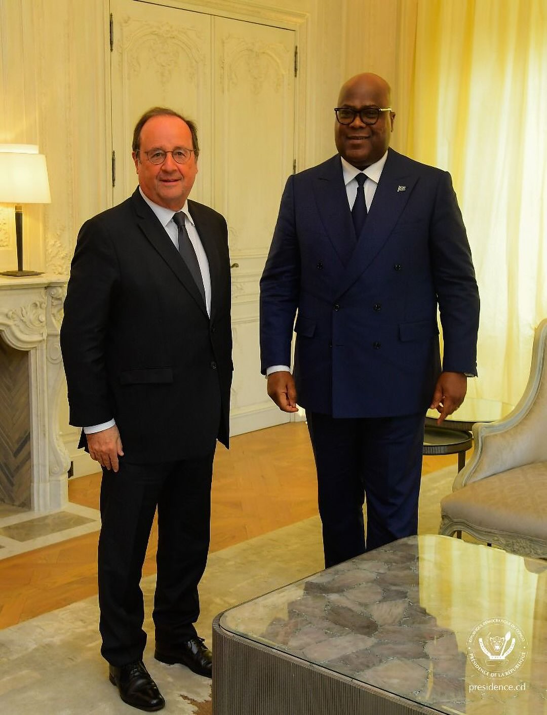 Conférence sur les Grands Lacs : le président Tshisekedi échange avec François Hollande à Paris Conférence sur les Grands Lacs : le président Tshisekedi échange avec François Hollande à Paris