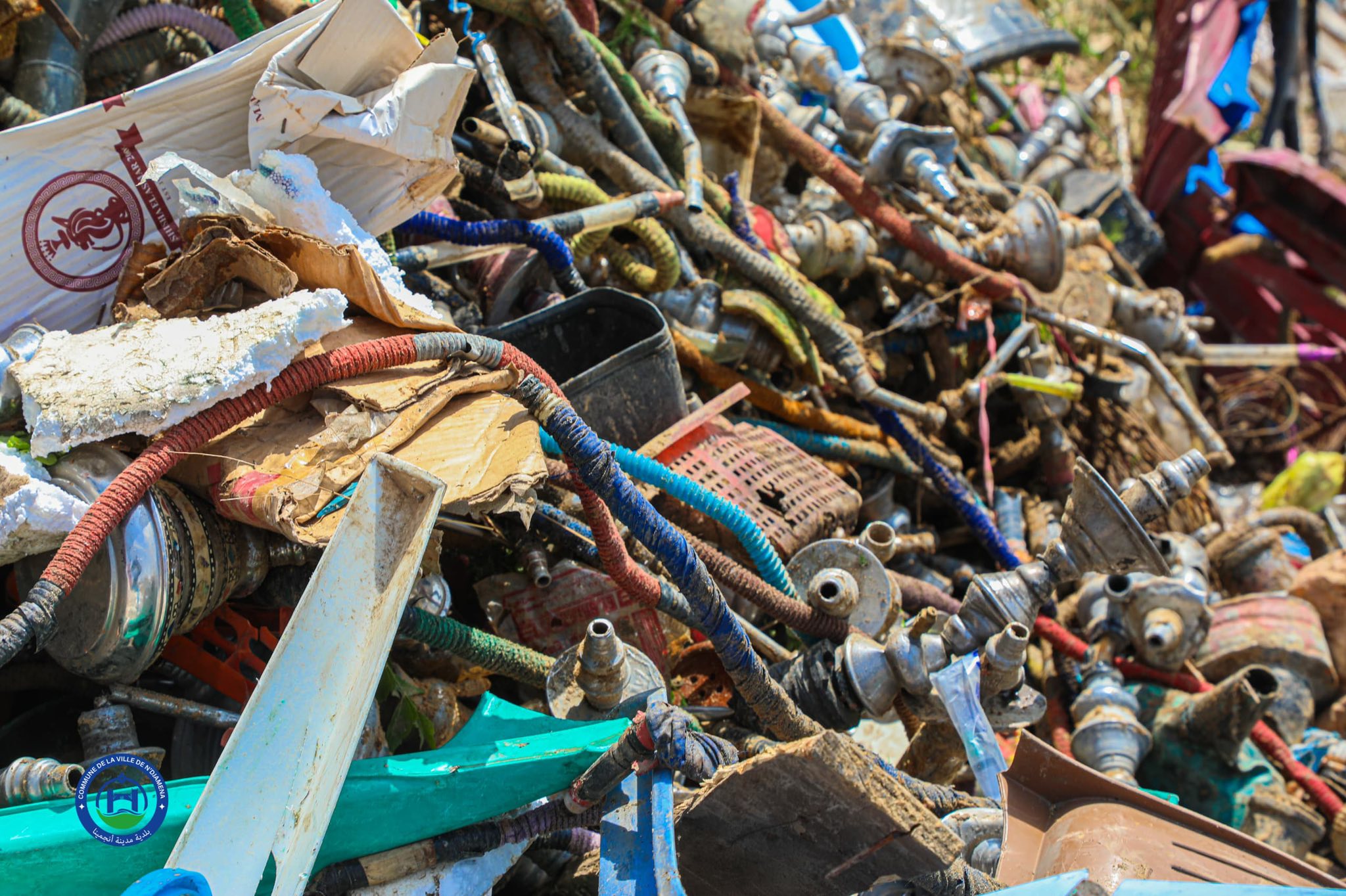 Du matériel à chicha saisi par la mairie de N'Djamena. Illustration © MDN