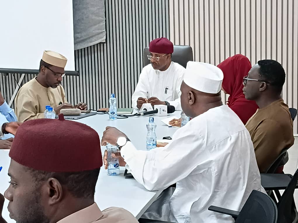 ​وزير الصحة يتوعد بمحاسبة المقصرين بعد حادثة حريق أسرة في نجامينا