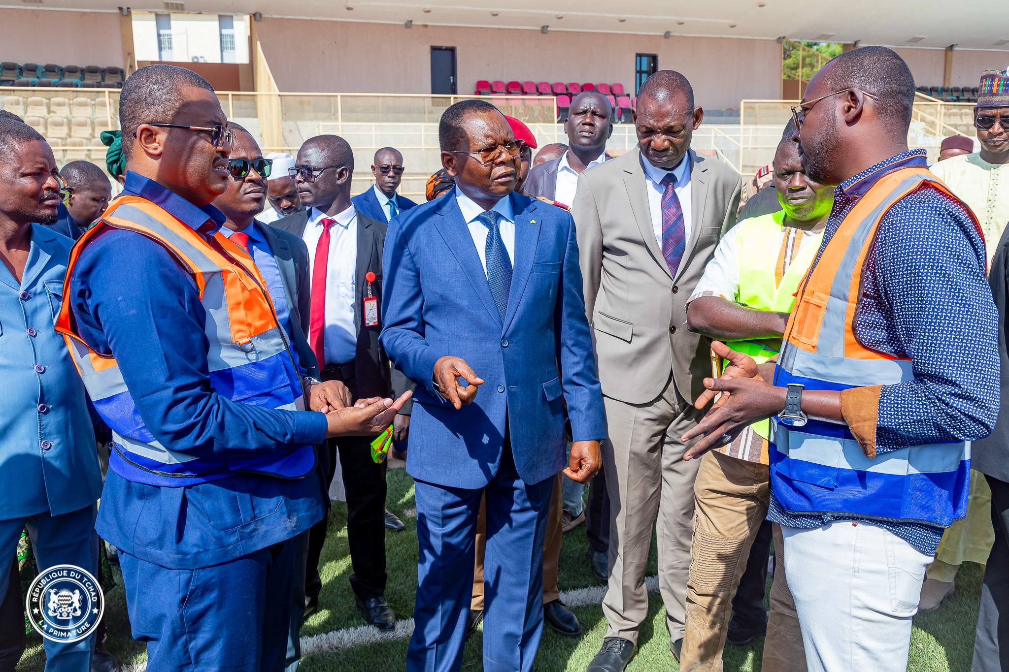 Tchad : visite d’inspection du Premier ministre au chantier du Stade Idriss Mahamat Ouya